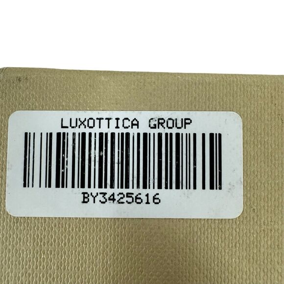 Burberry Sunglass Case Box, Black Cleaning Cloth & Brochure Lot - Picture 4 of 4